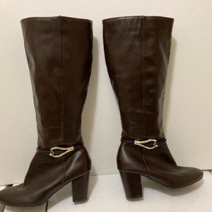 DEXFLEX Comfort Women's dark chocolate tall heeled boots, gold hardware, 7.5M